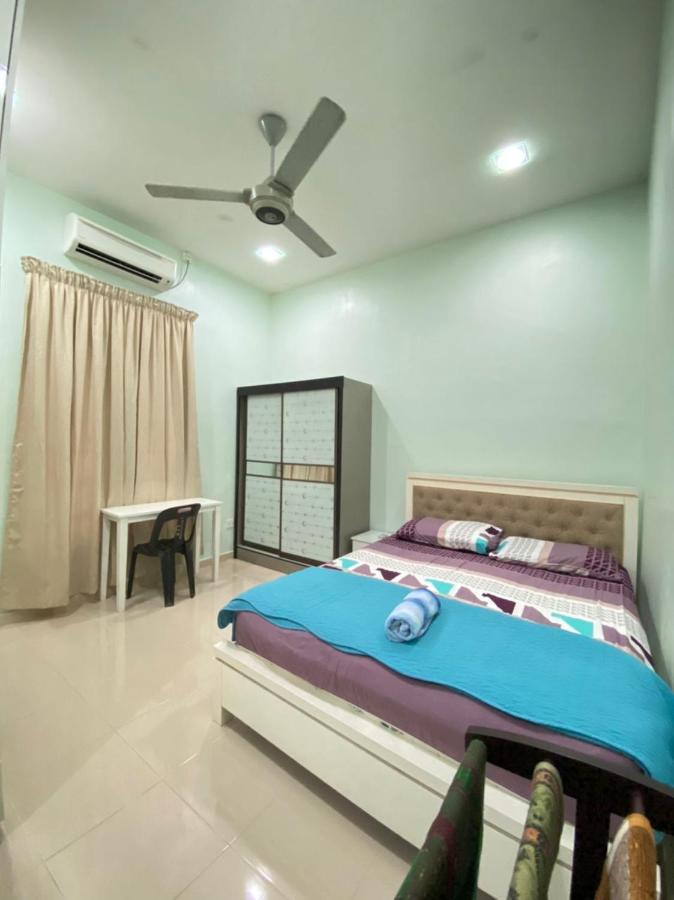 Family Homestay Kuala Terengganu Exterior foto